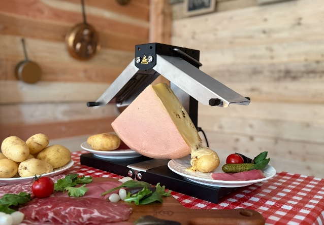 L’iconique appareil à raclette Brézière, 100% fabrication française est signée Louis Tellier