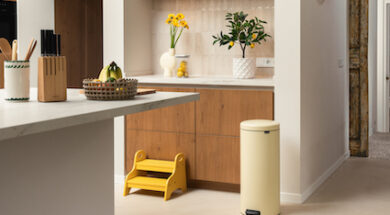 NewIcon-Pedal-Bin-30L-Mellow-Yellow-8710755233845-Brabantia_6_NR-40518